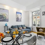 Whome Boho-chic Santos Apartment: Industriais 7 리스본