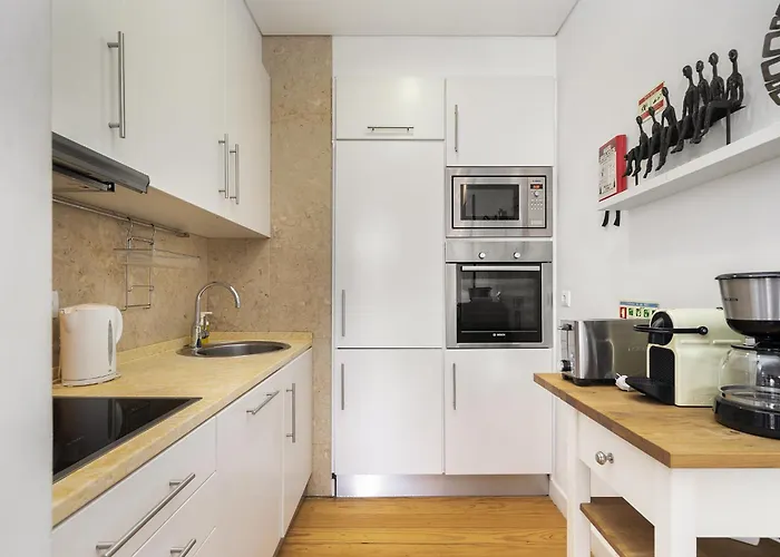 Whome Boho-chic Santos Apartment: Industriais 7 Lisbona